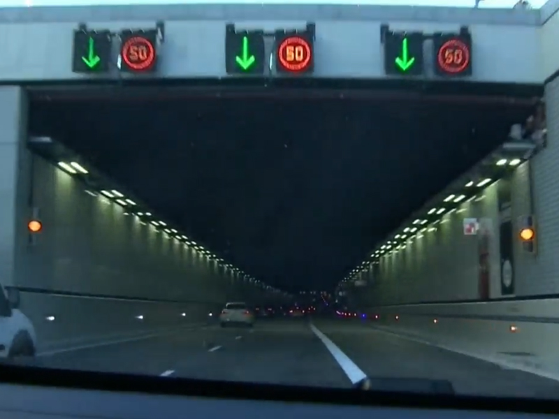 El túnel de Glorias en Barcelona abre al tráfico